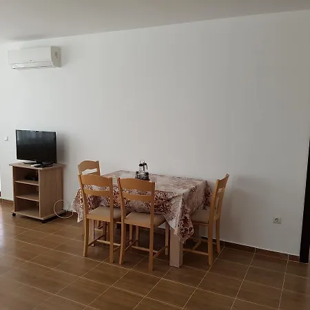 Apartamento Raduga Apartrent *