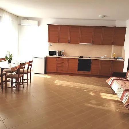 Apartamento Raduga Apartrent *
