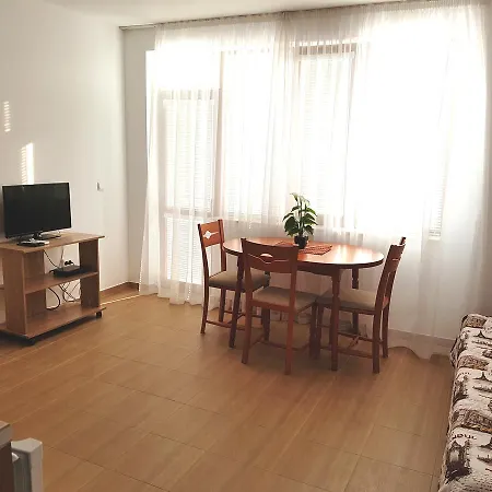 Raduga Apartrent Apartamento Kranevo