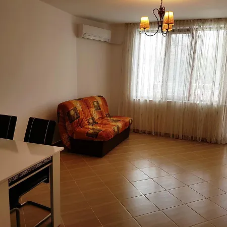 Apartamento Raduga Apartrent