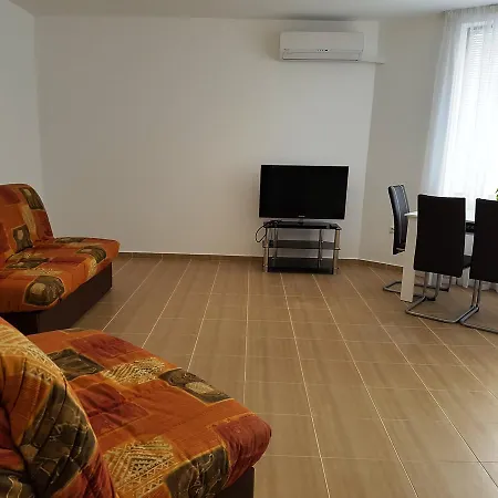 Apartamento Raduga Apartrent *
